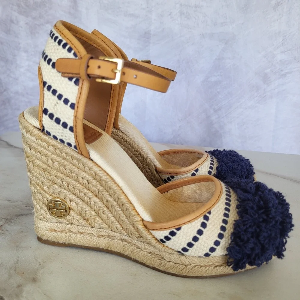 Tory Burch Shaw PomPom Wedge Espadrille Ankle Strap Sandals Size 6.5 Blue Stipe
